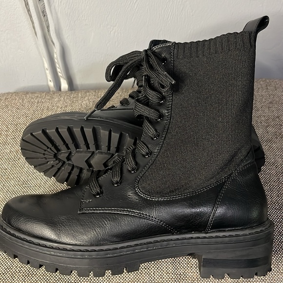 Yellowbox Akie style dark brown boots, size 7 1/2. - Picture 8 of 13